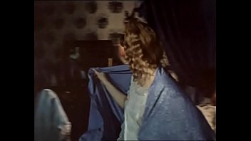 Людмила Хитяева в ночнушке - Приваловские миллионы (1972)