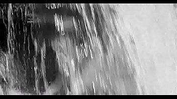 Любовь Румянцева (Черновол) голая под водопадом- Альпийская баллада (1965)